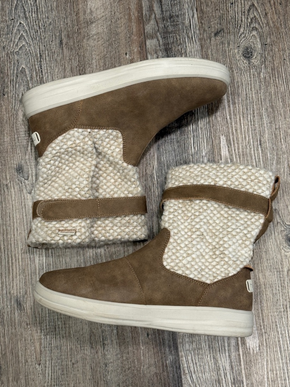 Hey Dude Women's Robin boots tan and brown size 11